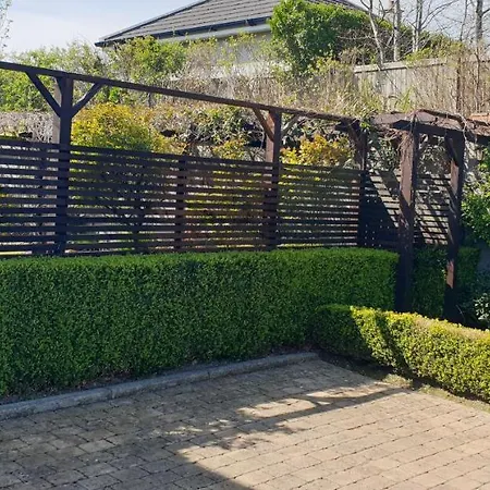 Panzió Knightsbrook Trim