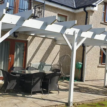Knightsbrook Trim